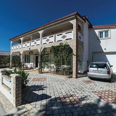 Apartments Zoka Vir Exterior photo